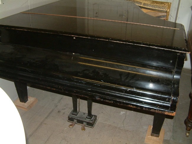 Challen grand piano.